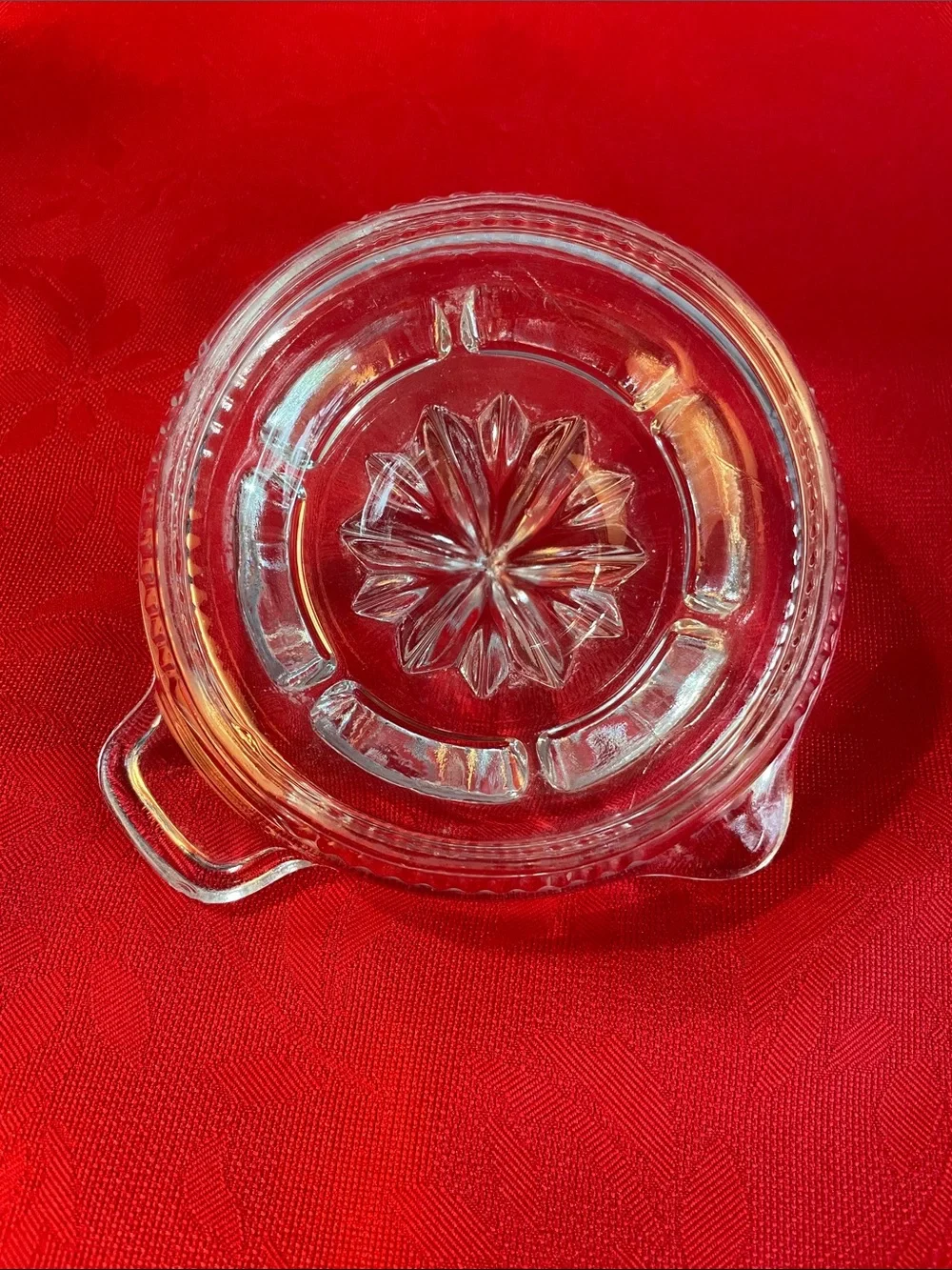 Clear Glass Citrus Juicer - Classic Manual Juicer